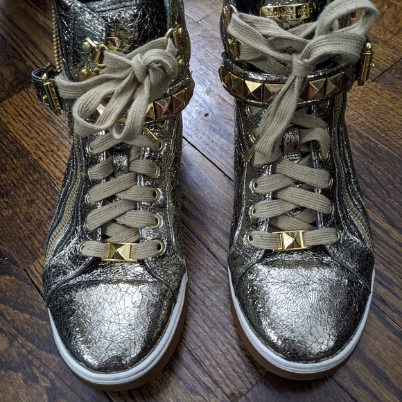 Michael Kors Shoes - Michael Kors Gold/Champagne Leather Sneakers